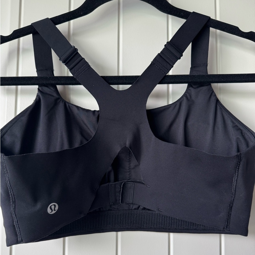 Lululemon Ultralu square neck sports bra D/DD size 8 - Picture 2 of 5